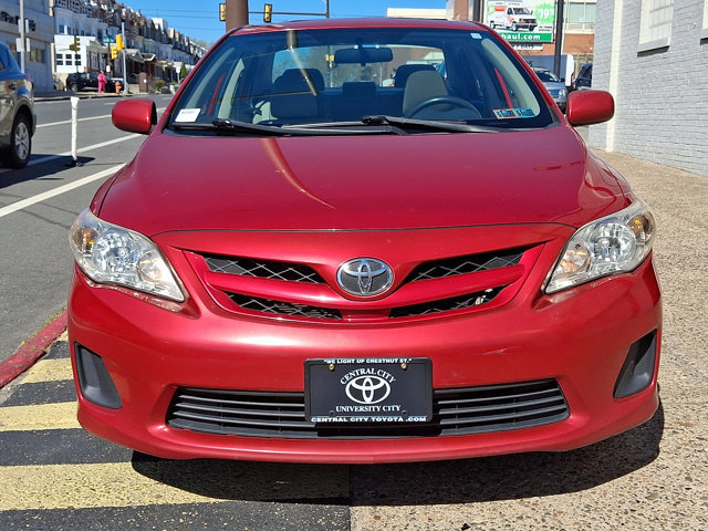 Used 2011 Toyota Corolla LE image 2