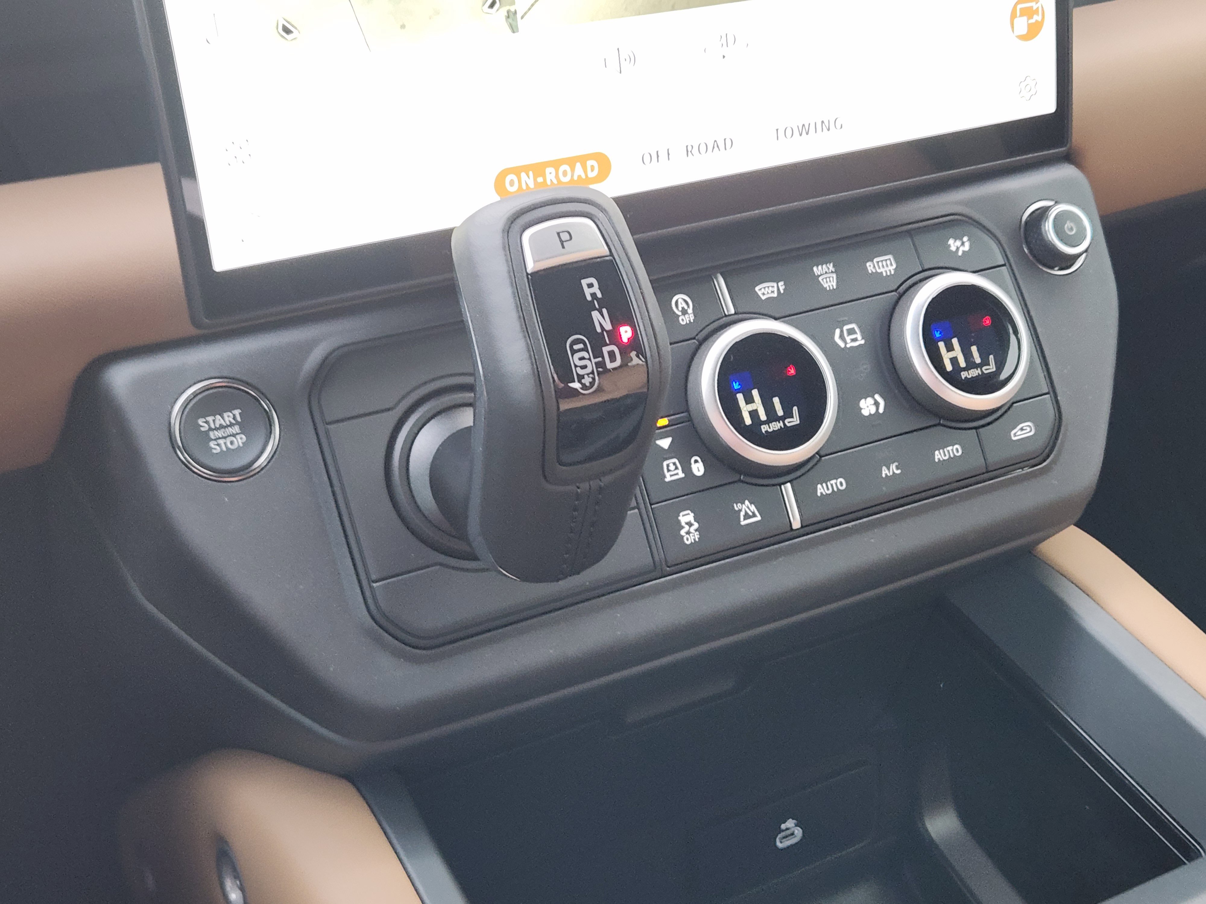 New 2026 Land Rover Defender 110 X-Dynamic SE image 20