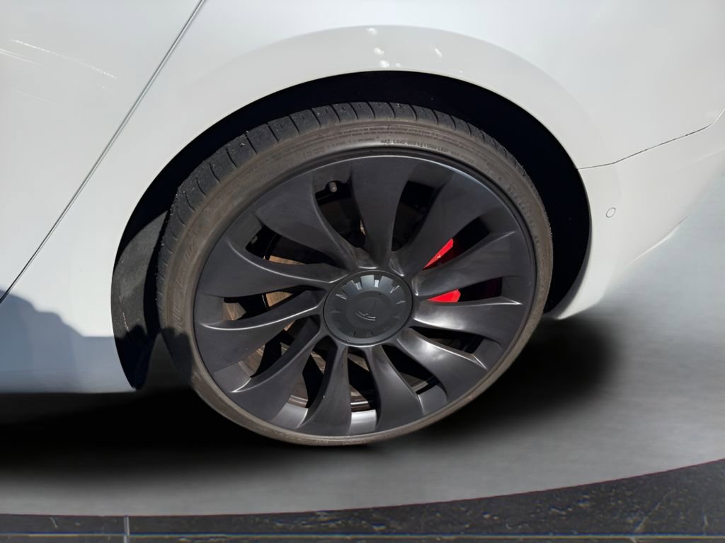 Used 2021 Tesla Model 3 Performance image 11