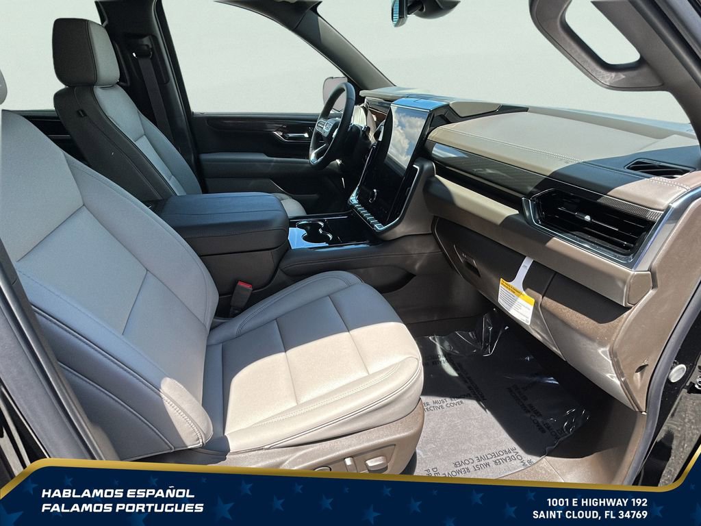 New 2026 GMC Yukon XL Elevation w/ LPO, Elevation Black Package AWD/4WD image 35