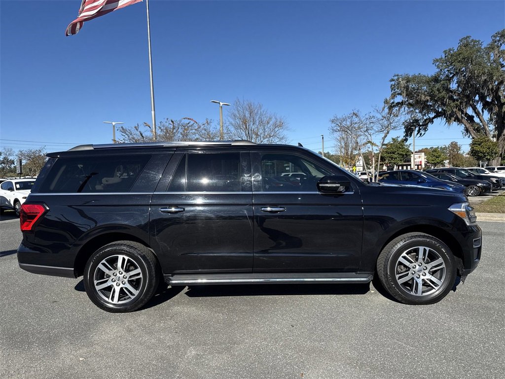 Used 2023 Ford Expedition Max Limited image 2