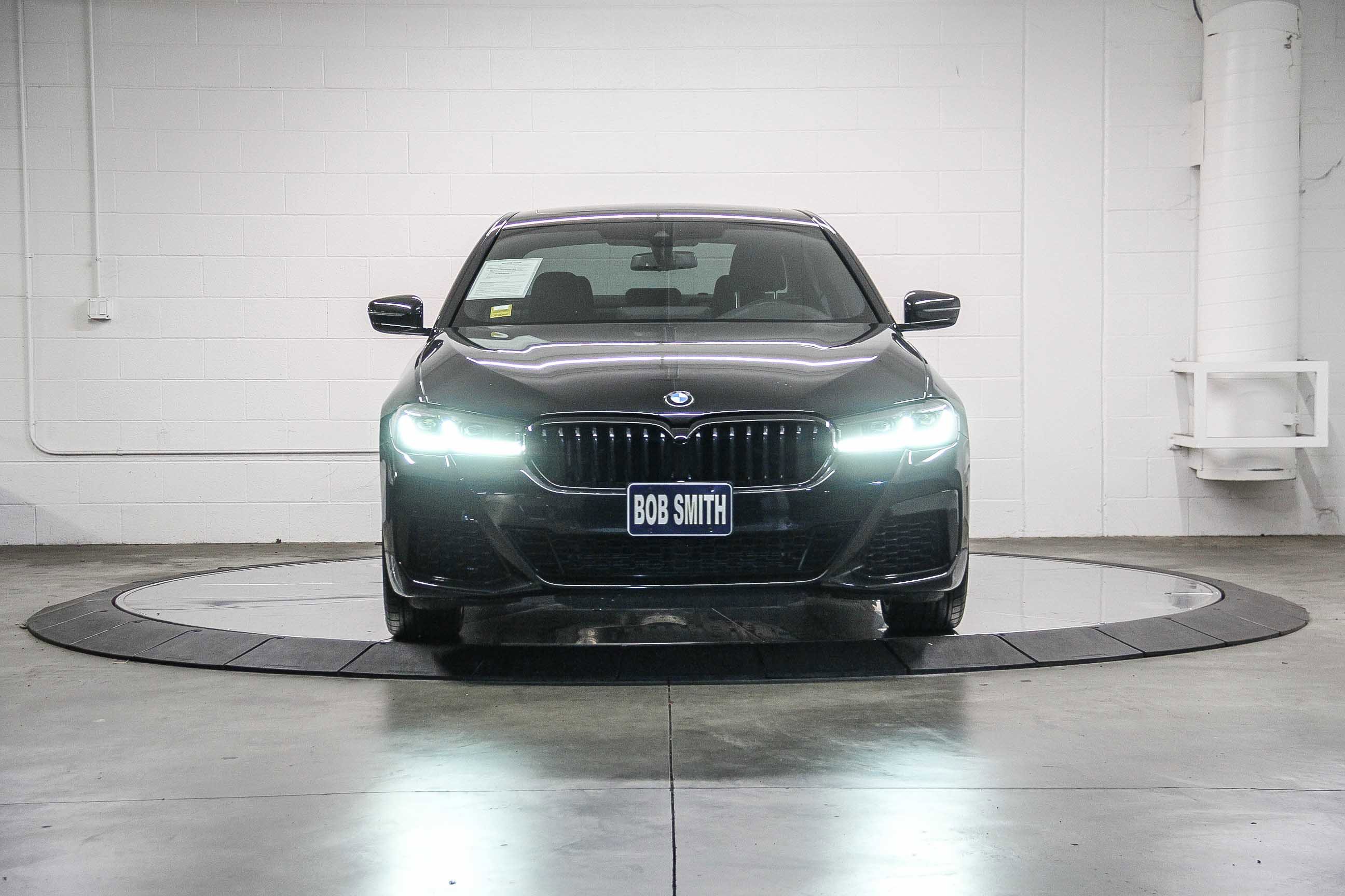 Certified 2023 BMW 540i w/ M Sport Package image 2