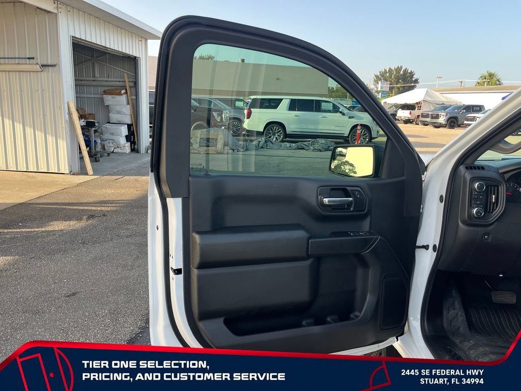 Used 2025 GMC Sierra 1500 Pro w/ Pro Value Package AWD/4WD image 11