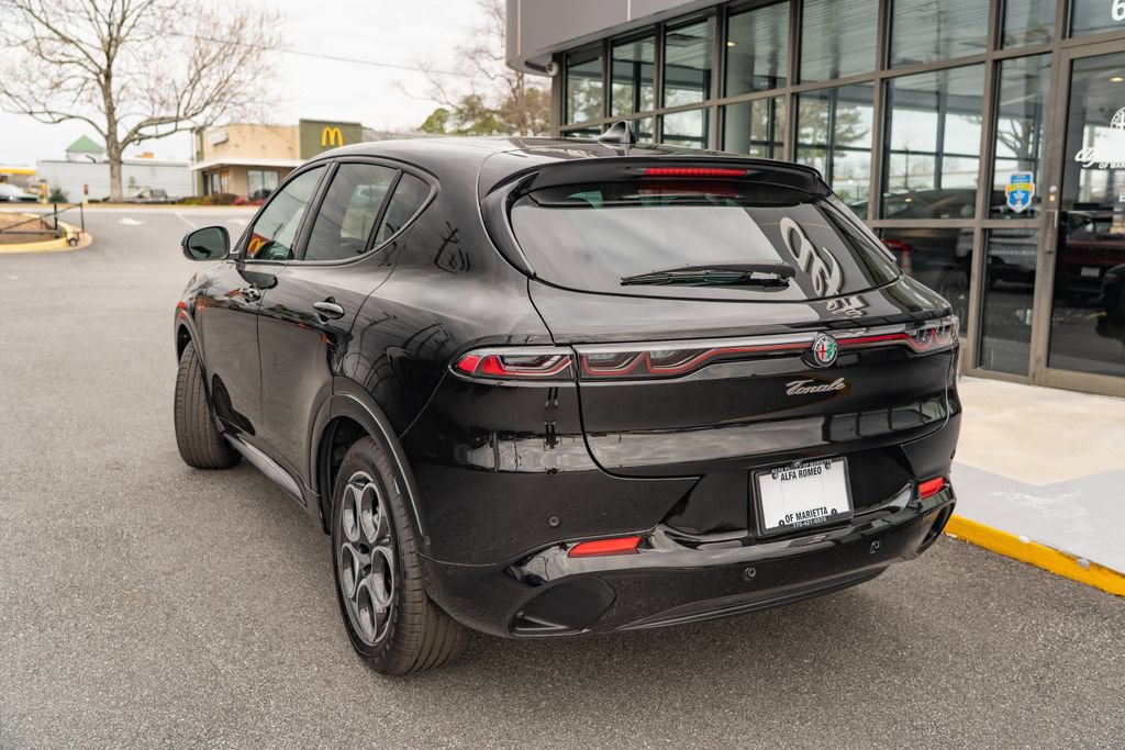 New 2025 Alfa Romeo Tonale w/ Premium Package AWD/4WD image 4