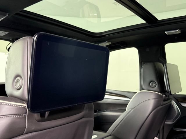 Certified 2025 Cadillac Escalade Sport Platinum w/ LPO, ONYX Package AWD/4WD image 23