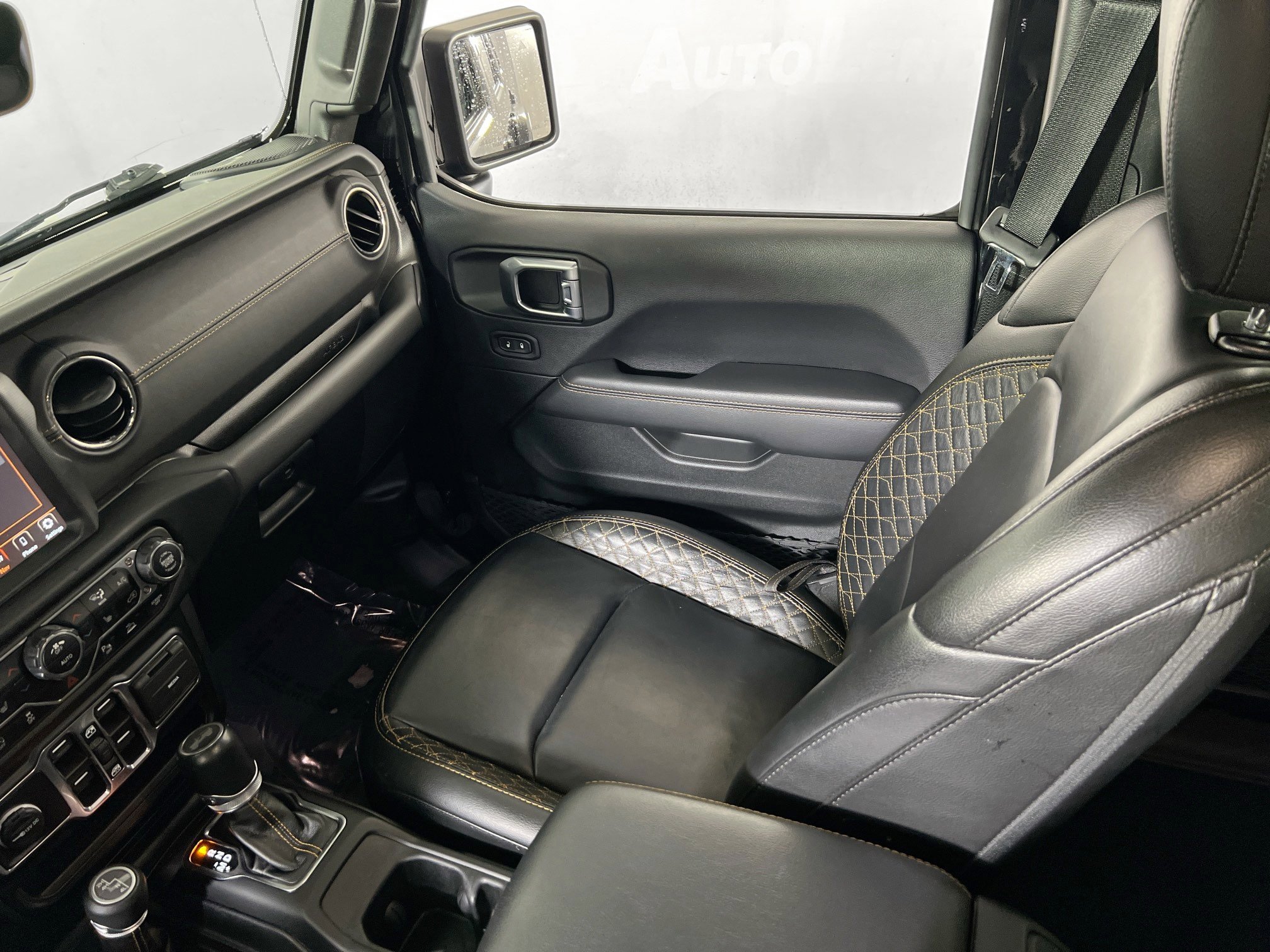 Used 2022 Jeep Wrangler Unlimited Sahara image 23