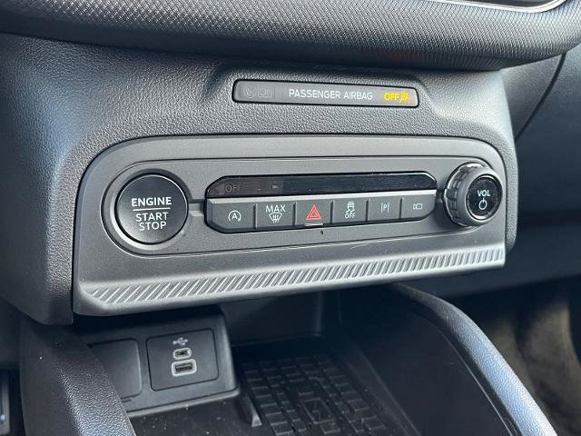 Certified 2025 Ford Bronco Sport Outer Banks w/ Outer Banks Tech Package+ AWD/4WD image 23