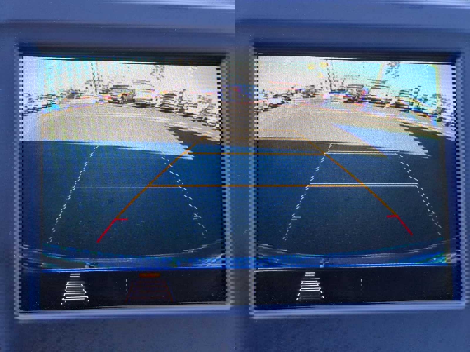 Used 2019 Chevrolet Equinox LT FWD image 19