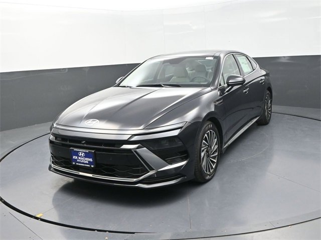 New 2026 Hyundai Sonata Limited image 4