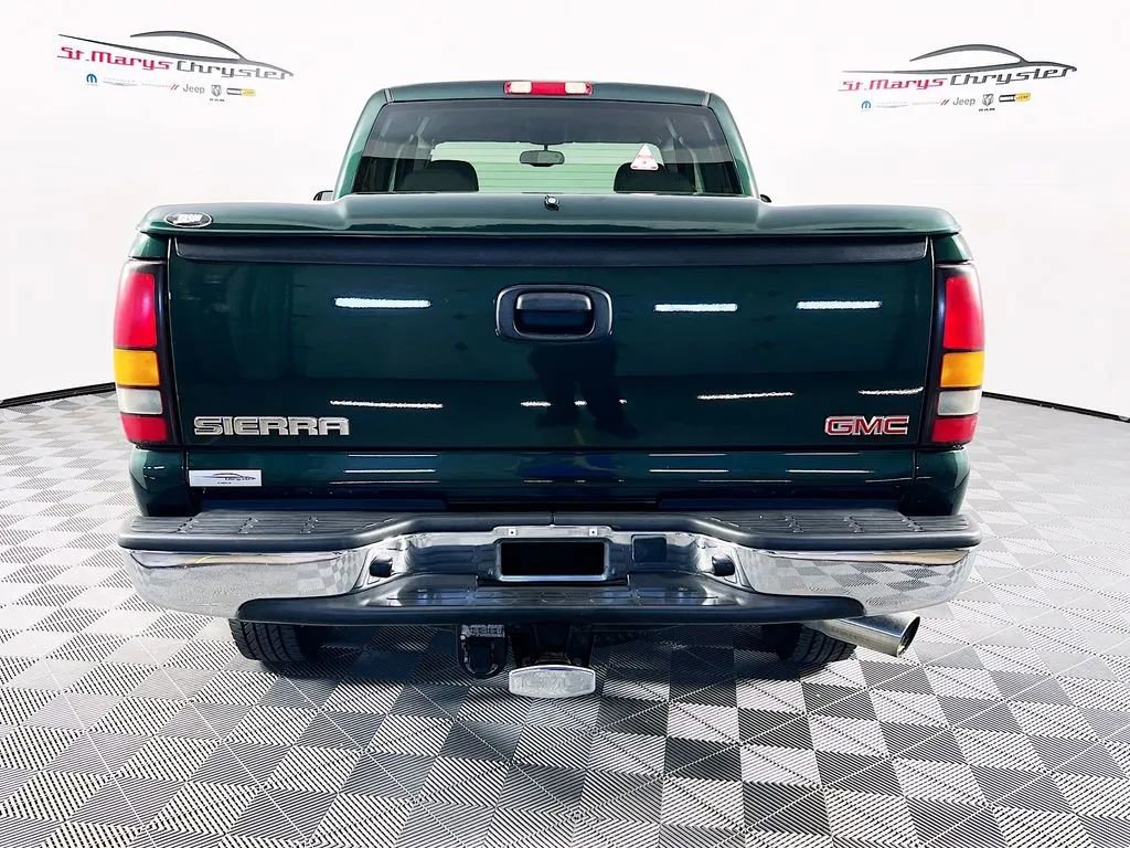 Used 2004 GMC Sierra 2500 SLT w/ Heavy-Duty Power Package AWD/4WD image 7