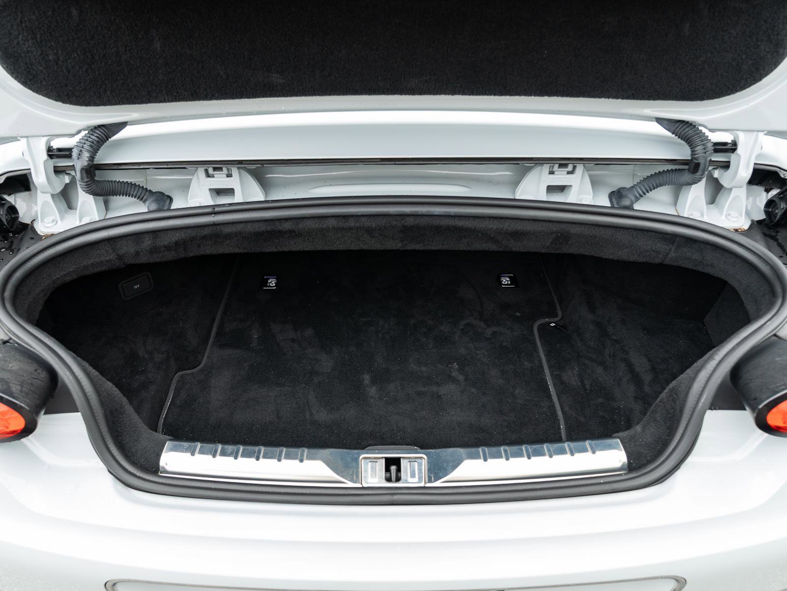 Used 2021 Bentley Continental GT V8 image 51