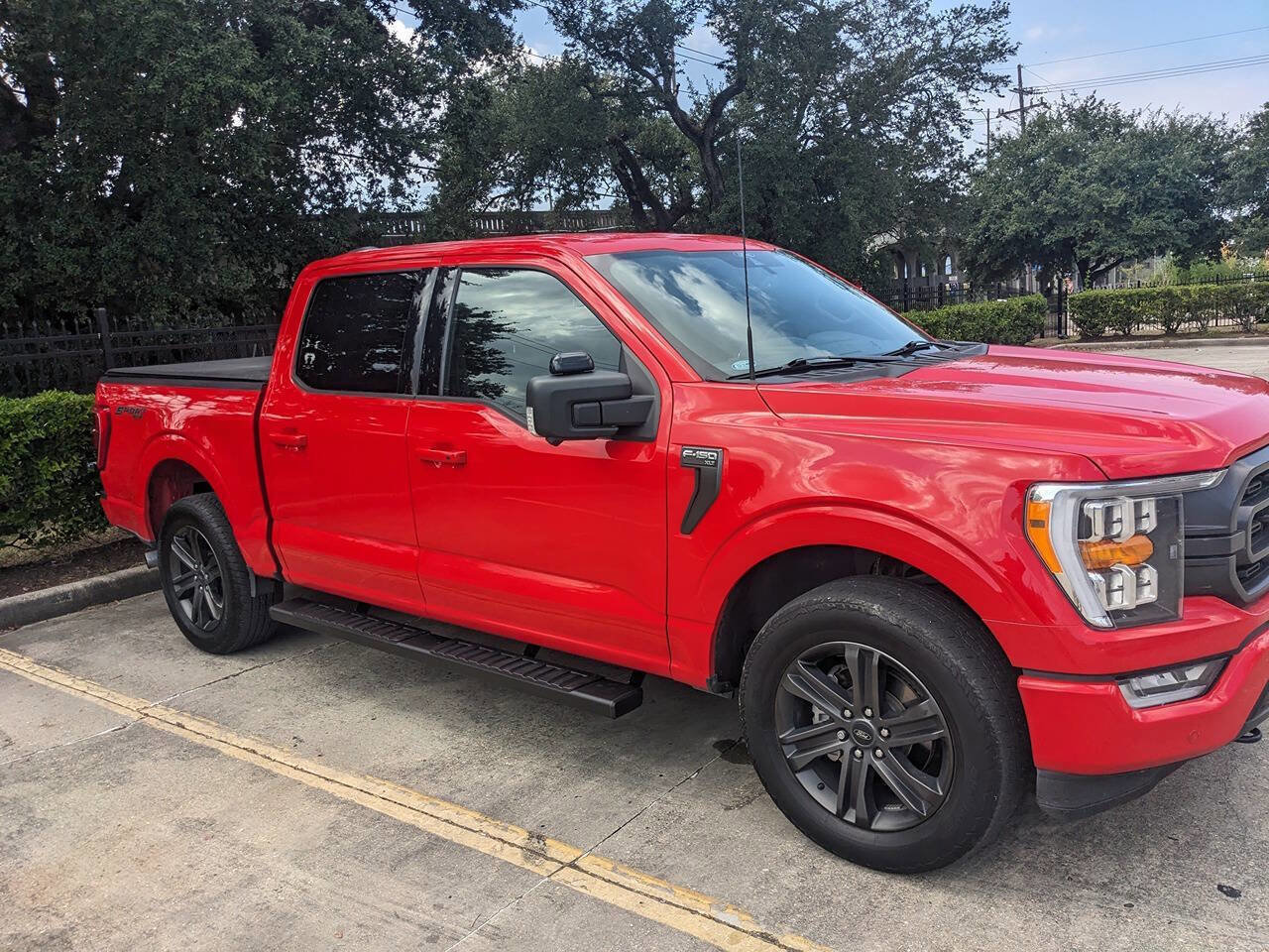Used 2022 Ford F150 XLT w/ Equipment Group 302A High image 7
