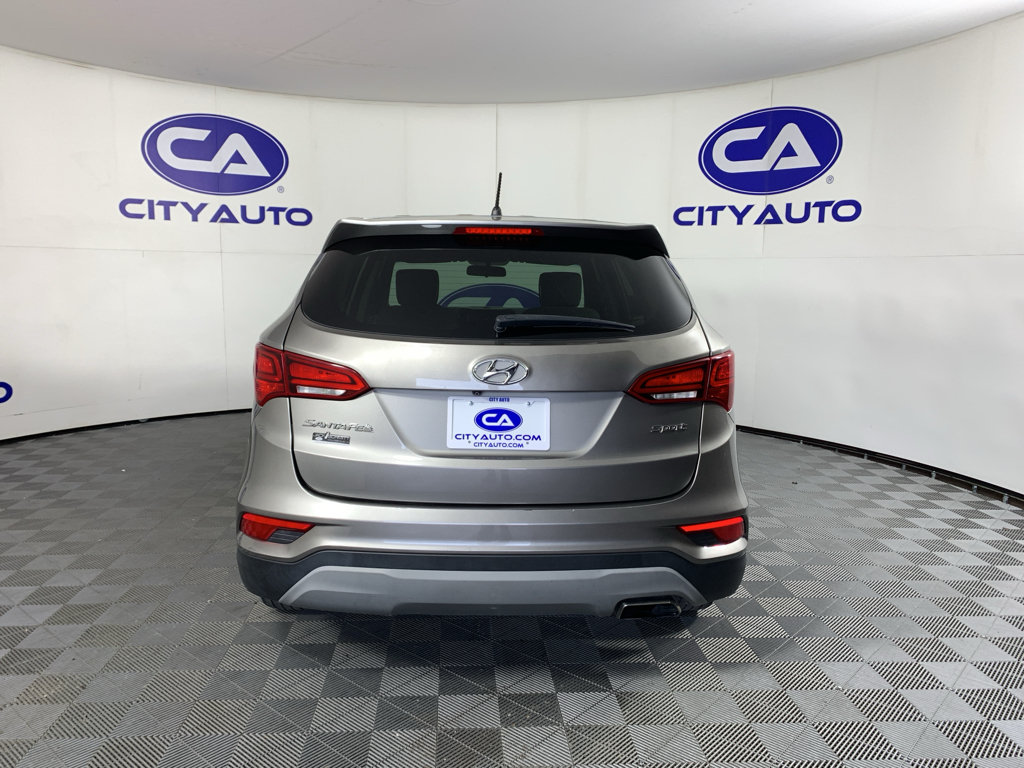 Used 2018 Hyundai Santa Fe Sport FWD image 4