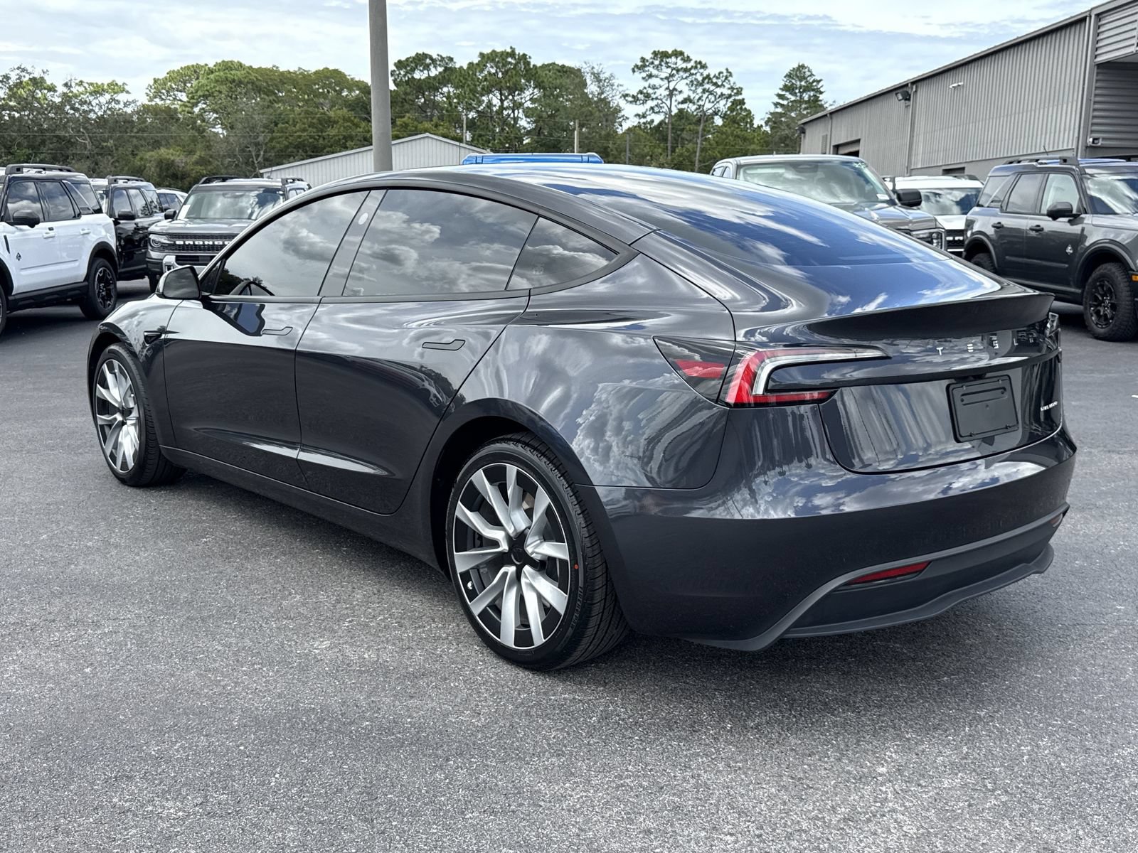 Used 2024 Tesla Model 3 Long Range AWD/4WD image 8