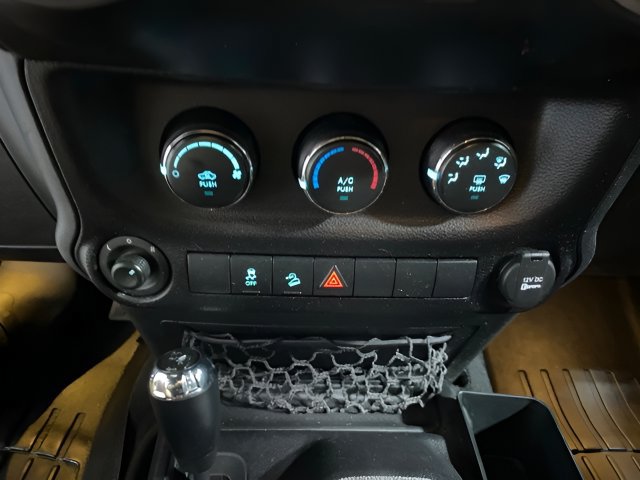 Used 2016 Jeep Wrangler Unlimited Sport w/ Quick Order Package 24S AWD/4WD image 19