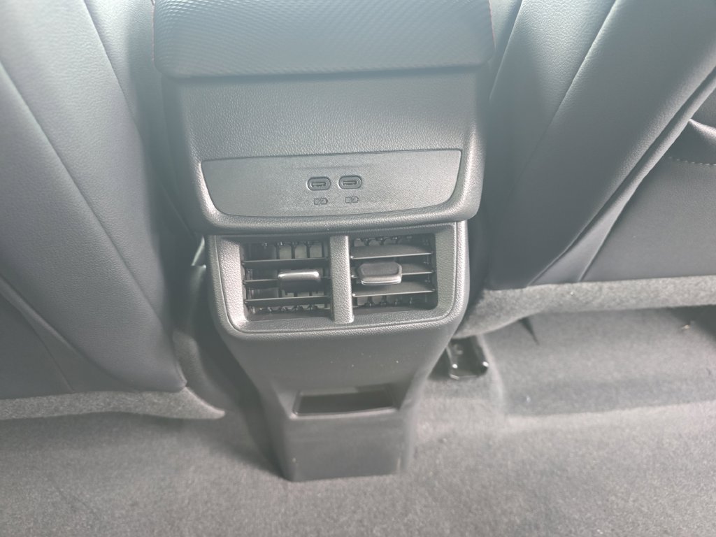 New 2027 Chevrolet Equinox RS AWD/4WD image 18