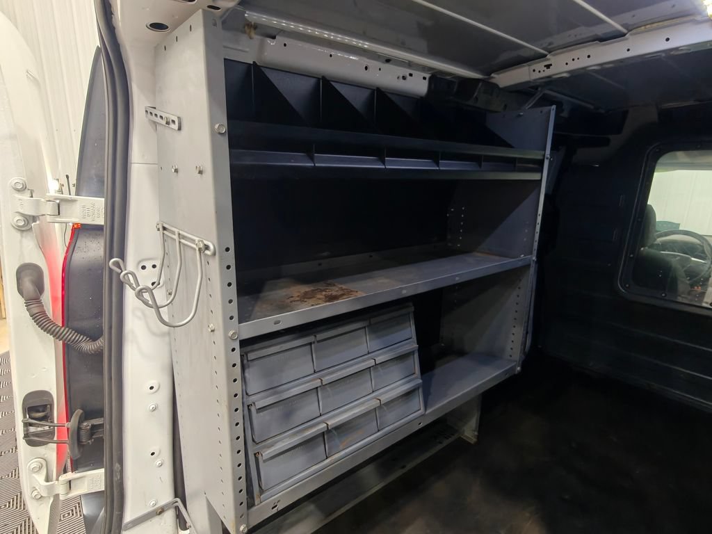 Used 2016 Ford Transit Connect XL FWD image 27