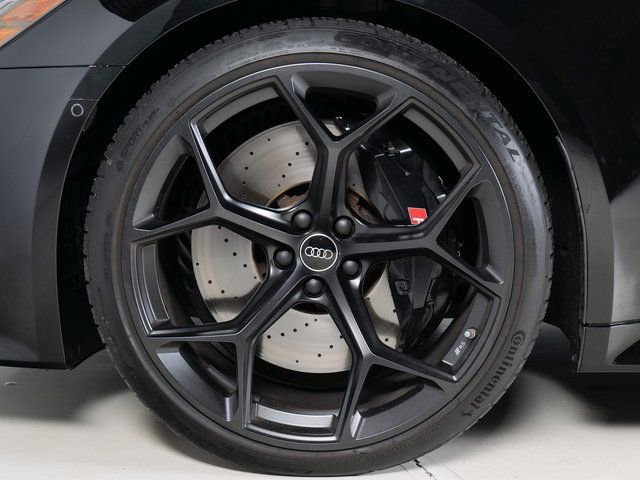 Used 2024 Audi RS 6 performance image 36