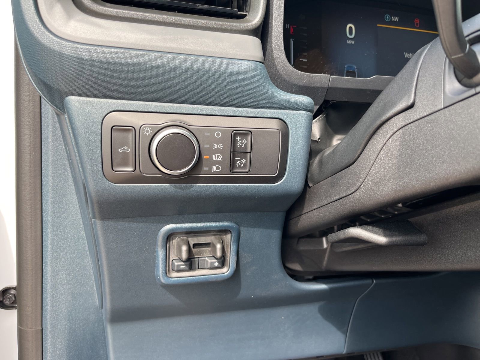 New 2025 Ford Maverick XL w/ 4K Tow Package image 10