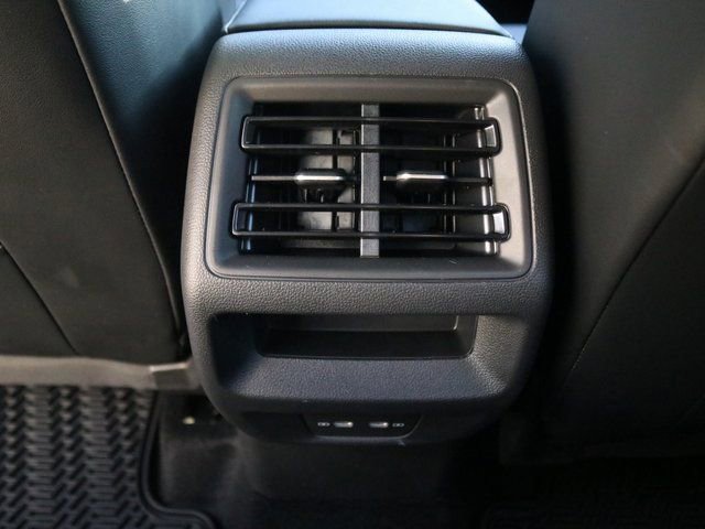 New 2026 Volkswagen Tiguan SE R-Line image 26