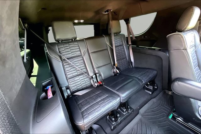 Used 2021 Cadillac Escalade ESV Sport Platinum AWD/4WD image 18
