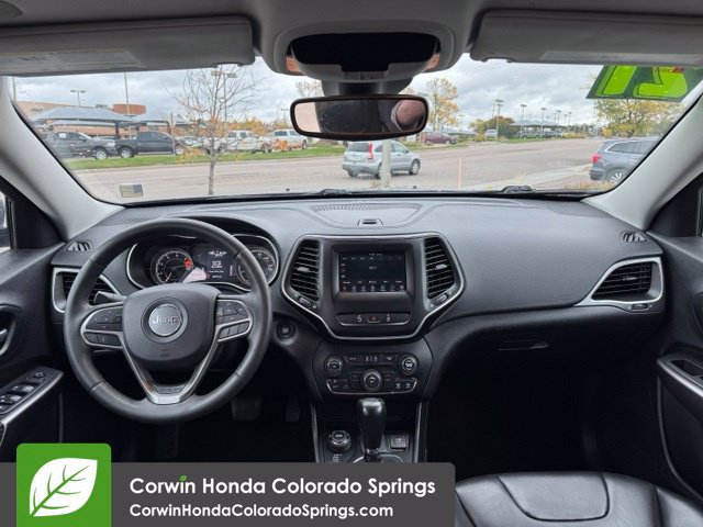Used 2021 Jeep Cherokee Latitude Plus w/ Mopar Interior Package AWD/4WD image 13
