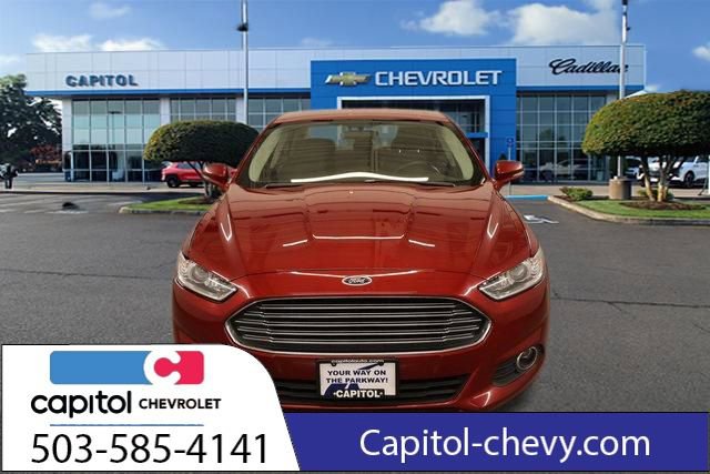 Used 2016 Ford Fusion SE FWD image 7