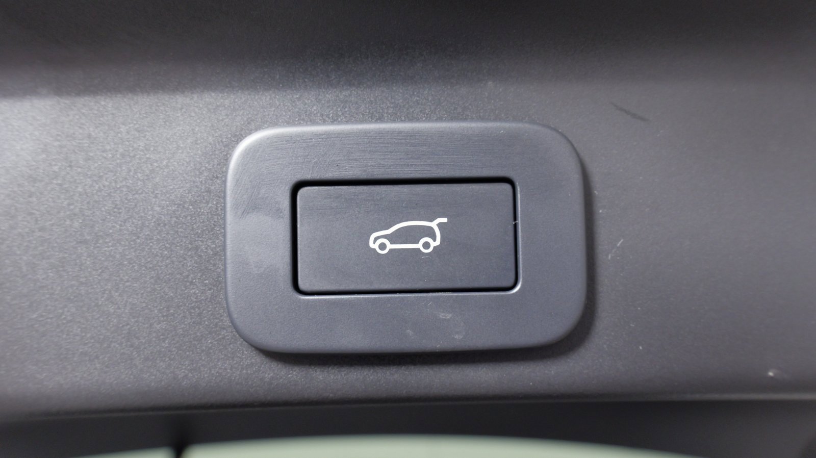 Used 2025 Jaguar F-PACE R-Dynamic S image 76