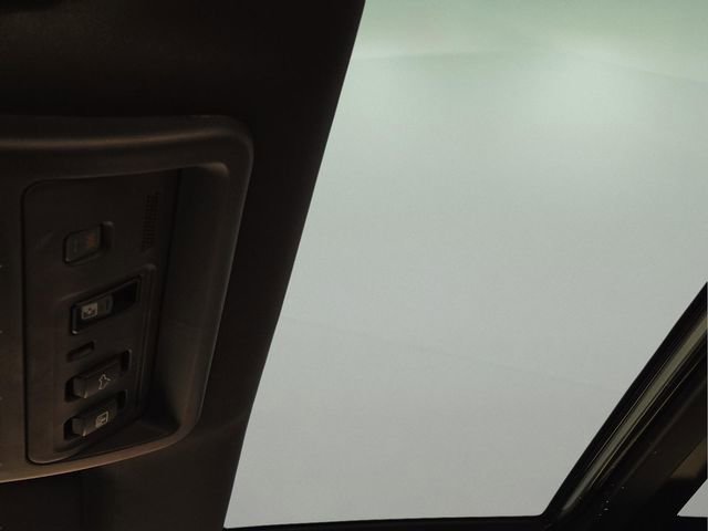 Used 2022 Nissan Titan PRO-4X w/ Pro-4x Convenience Package image 24