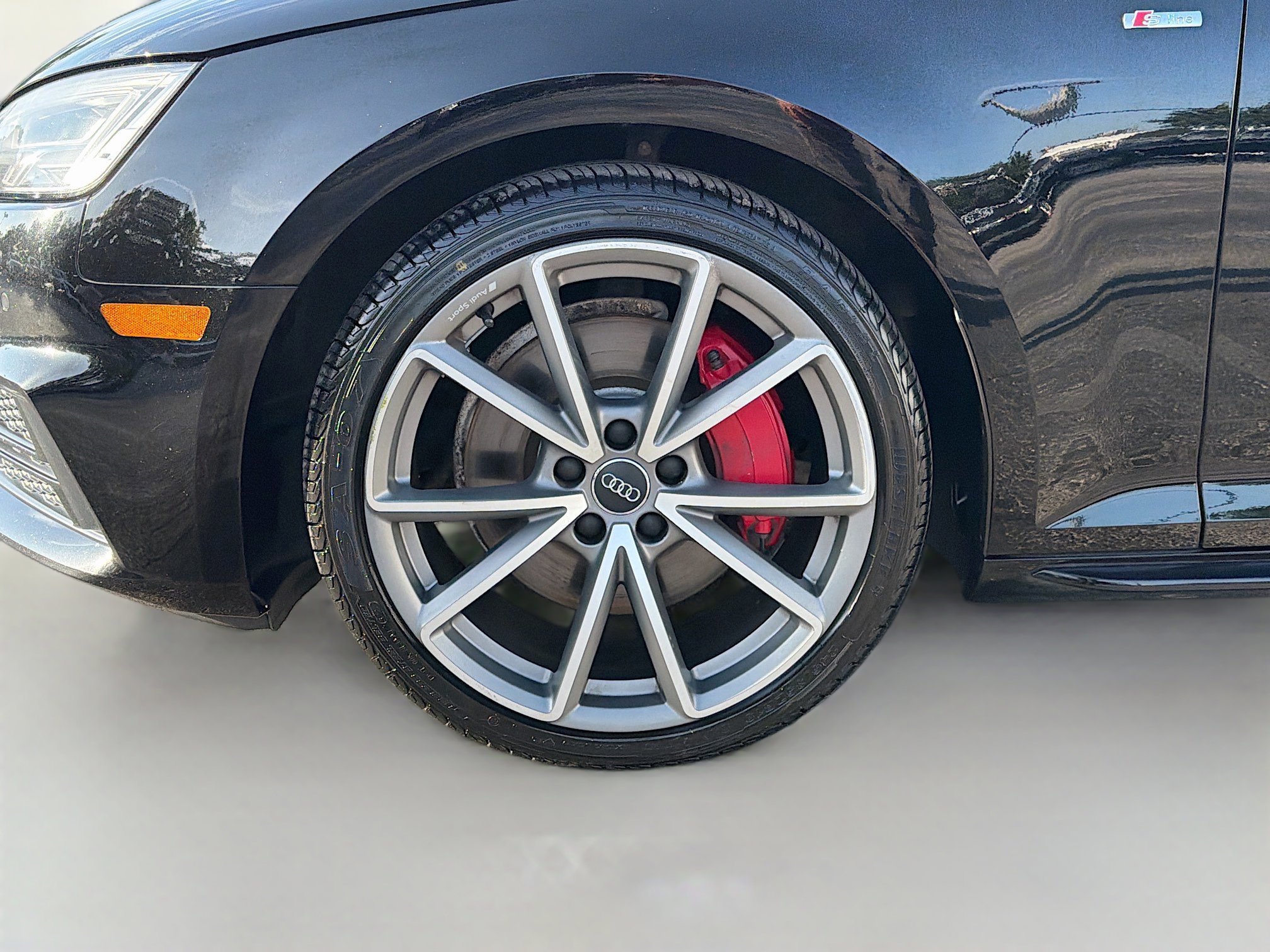 Used 2018 Audi A4 2.0T Premium Plus w/ Premium Plus Package AWD/4WD image 40