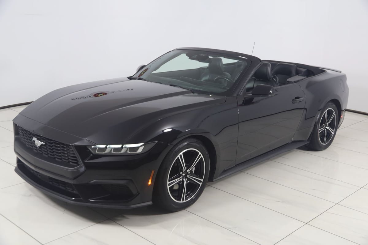 Used 2024 Ford Mustang Premium RWD image 24