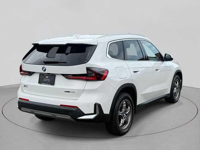 Used 2023 BMW X1 xDrive28i AWD/4WD image 5