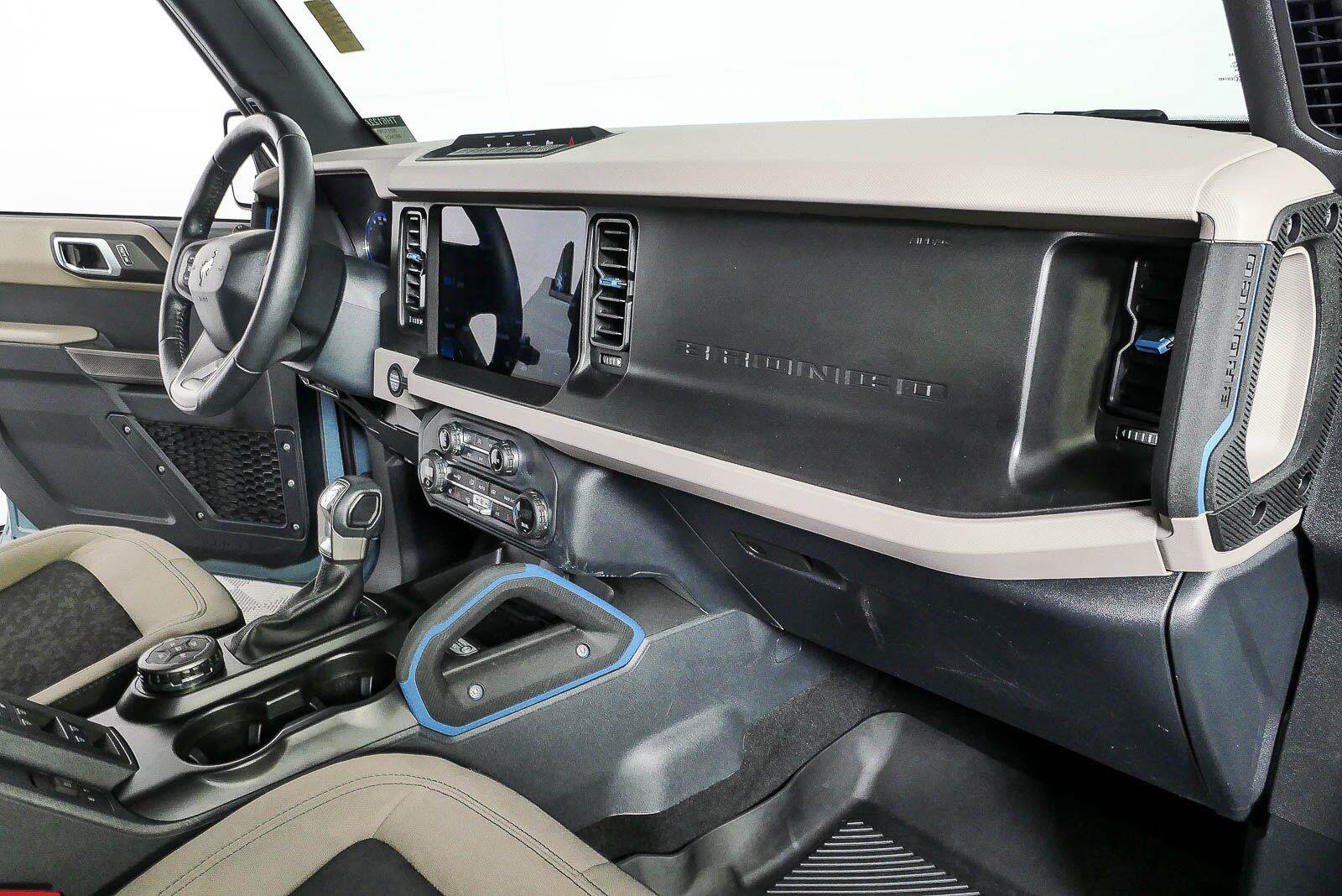 Used 2023 Ford Bronco Wildtrak AWD/4WD image 22