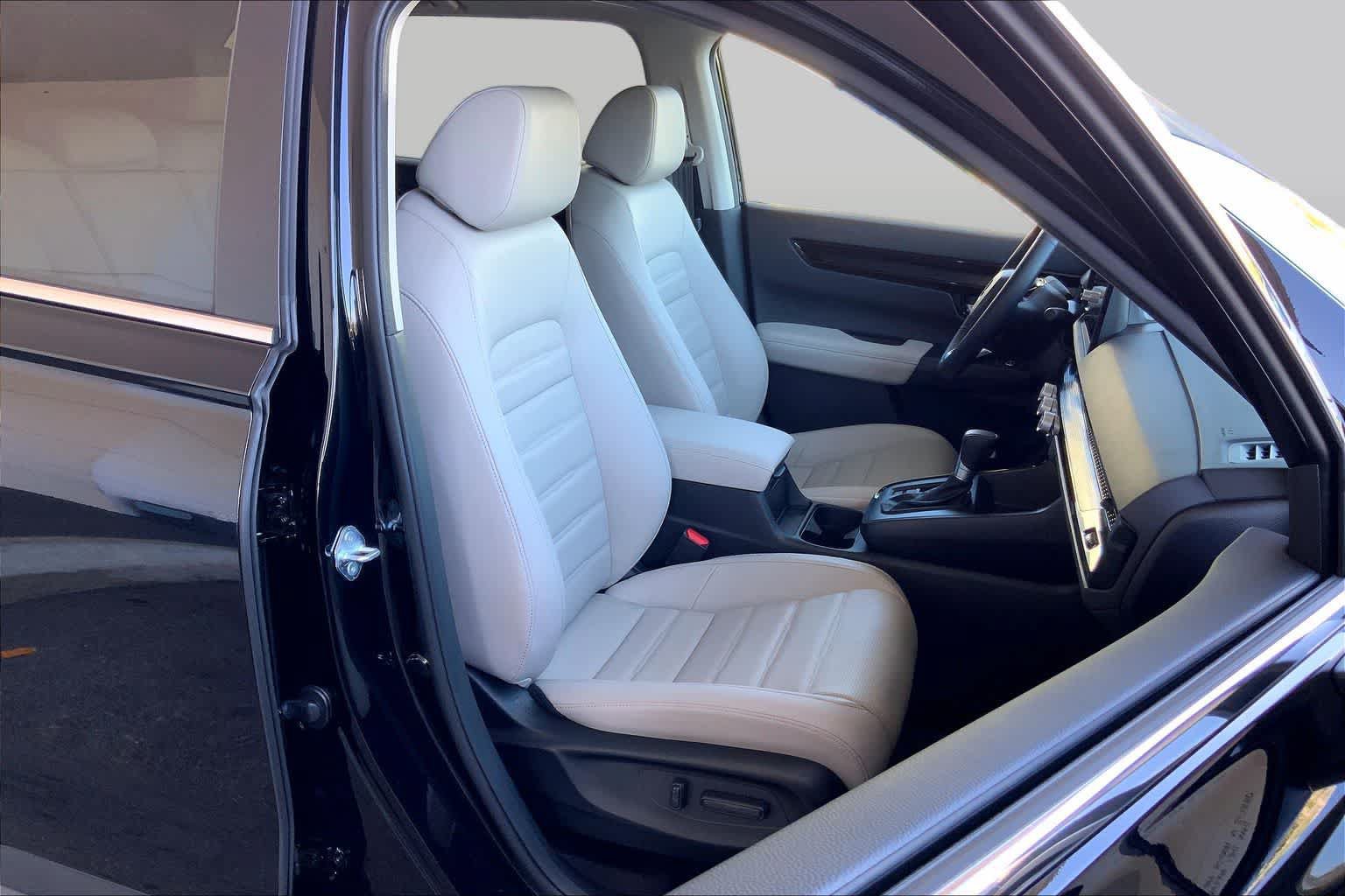 Used 2025 Honda CR-V EX-L image 16