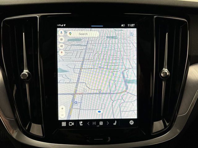 Certified 2025 Volvo S60 B5 Core image 18