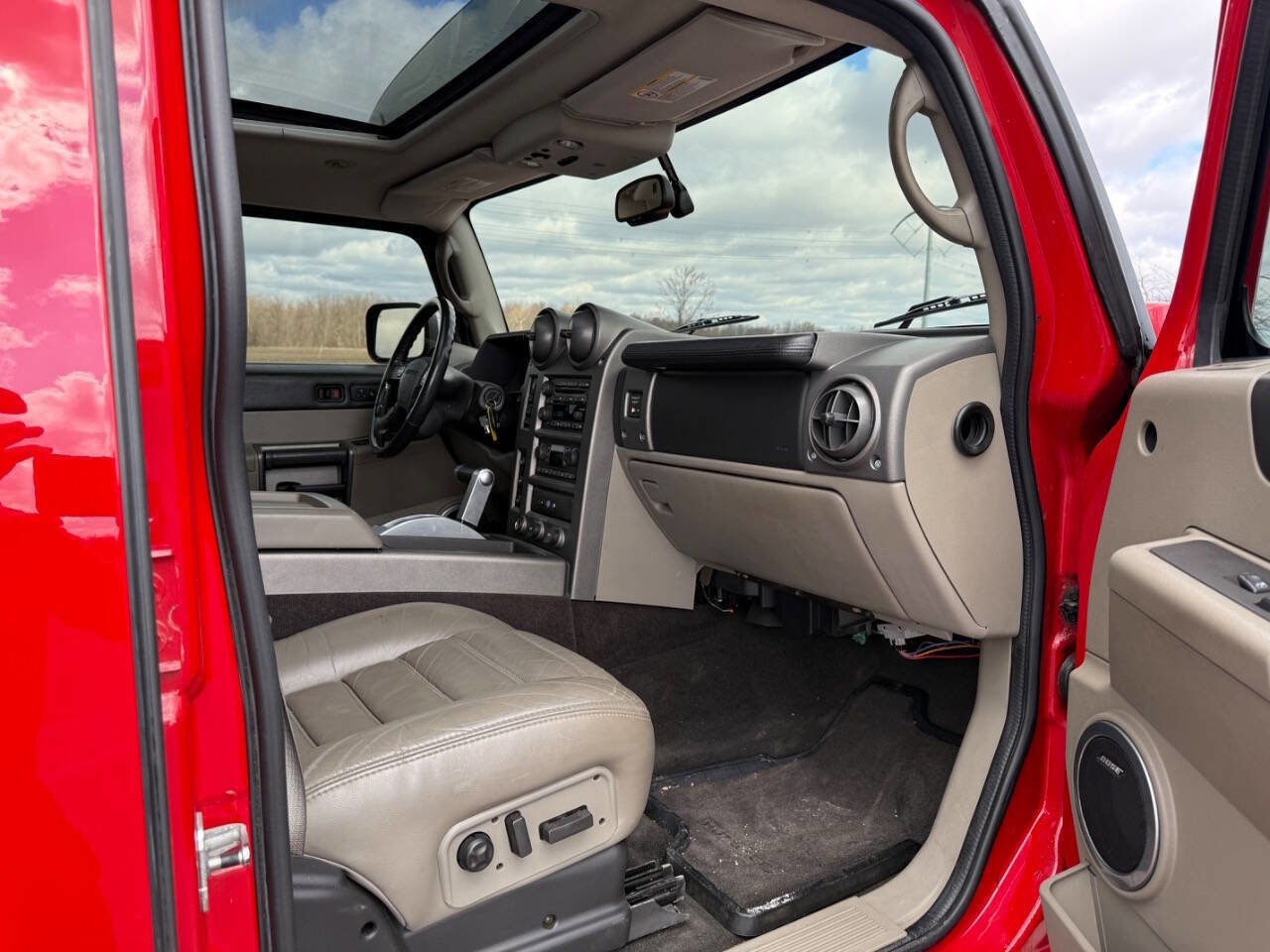Used 2004 HUMMER H2 image 18