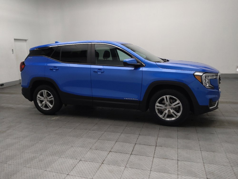 Used 2024 GMC Terrain SLE FWD image 11
