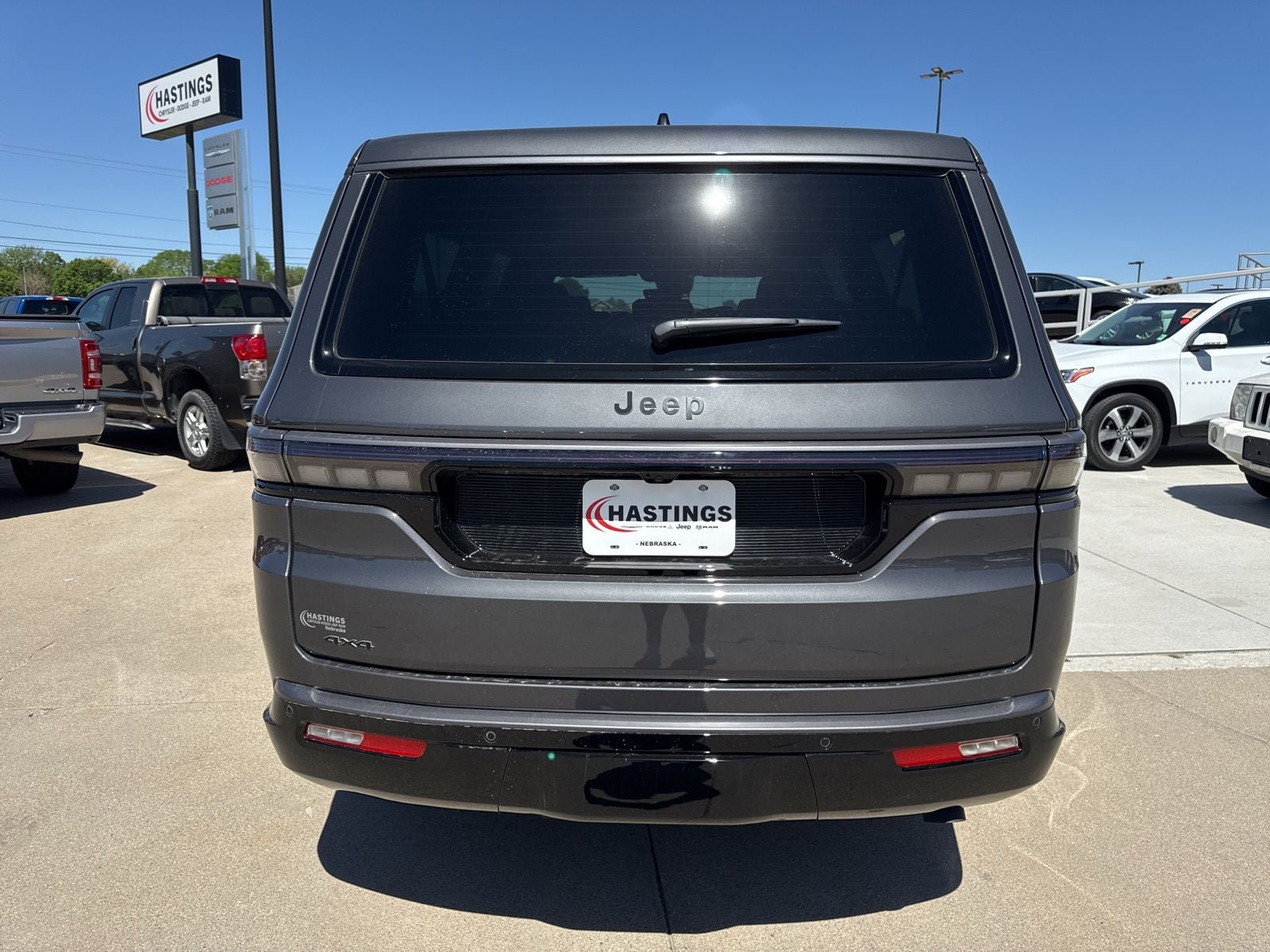 New 2026 Jeep Grand Wagoneer L Limited AWD/4WD image 4