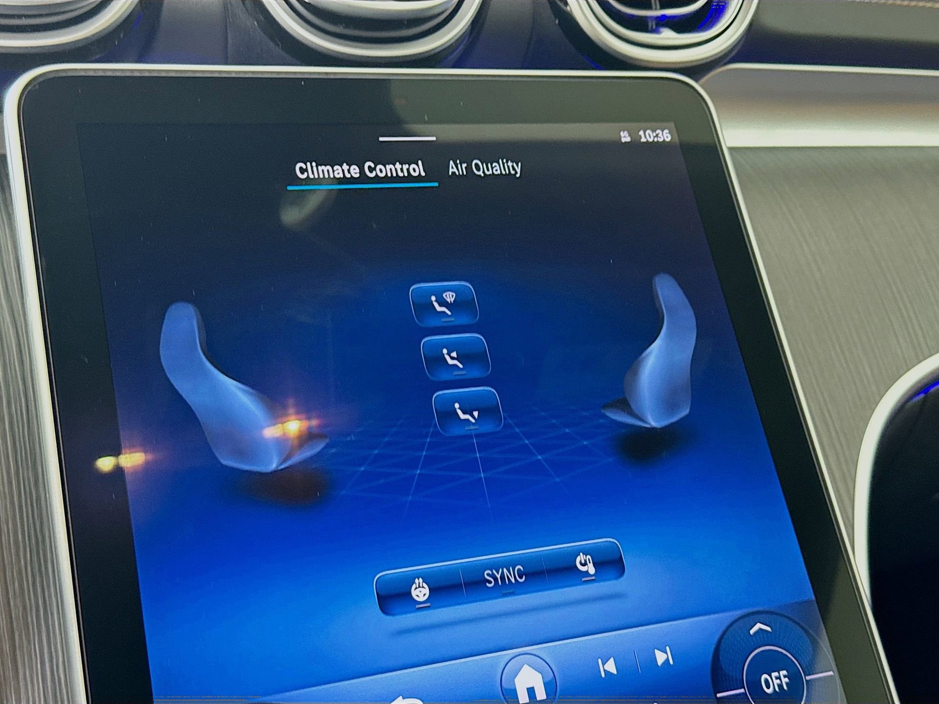 New 2026 Mercedes-Benz CLE 450 4MATIC Cabriolet image 17