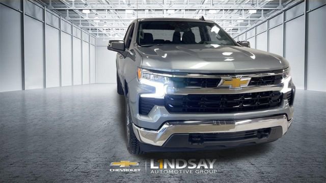 Used 2023 Chevrolet Silverado 1500 LT image 4