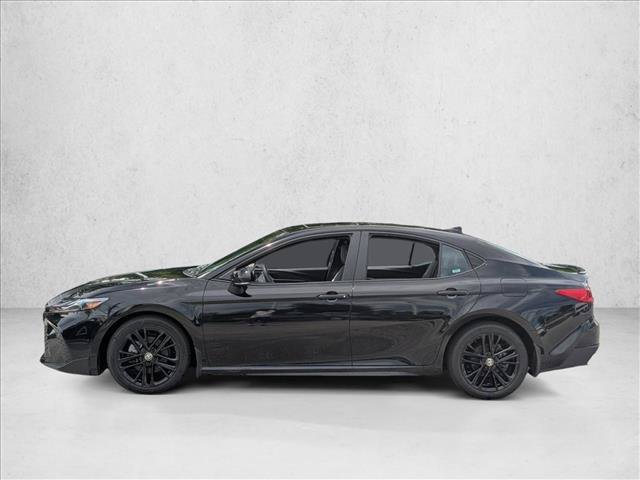 Used 2025 Toyota Camry SE FWD image 9