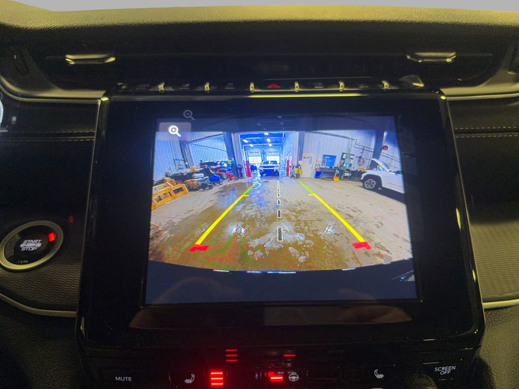 New 2025 Jeep Grand Cherokee L Altitude image 22