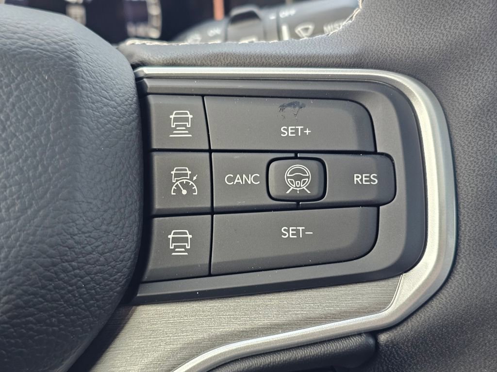 New 2026 Jeep Grand Wagoneer 4WD image 22