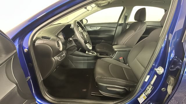 Used 2020 Kia Forte LXS FWD image 11