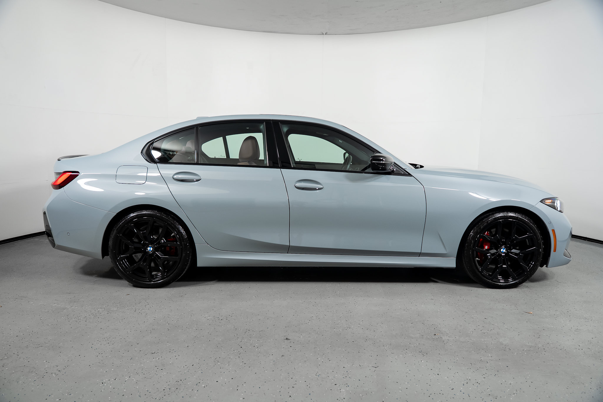 Used 2026 BMW 330i Sedan RWD image 3