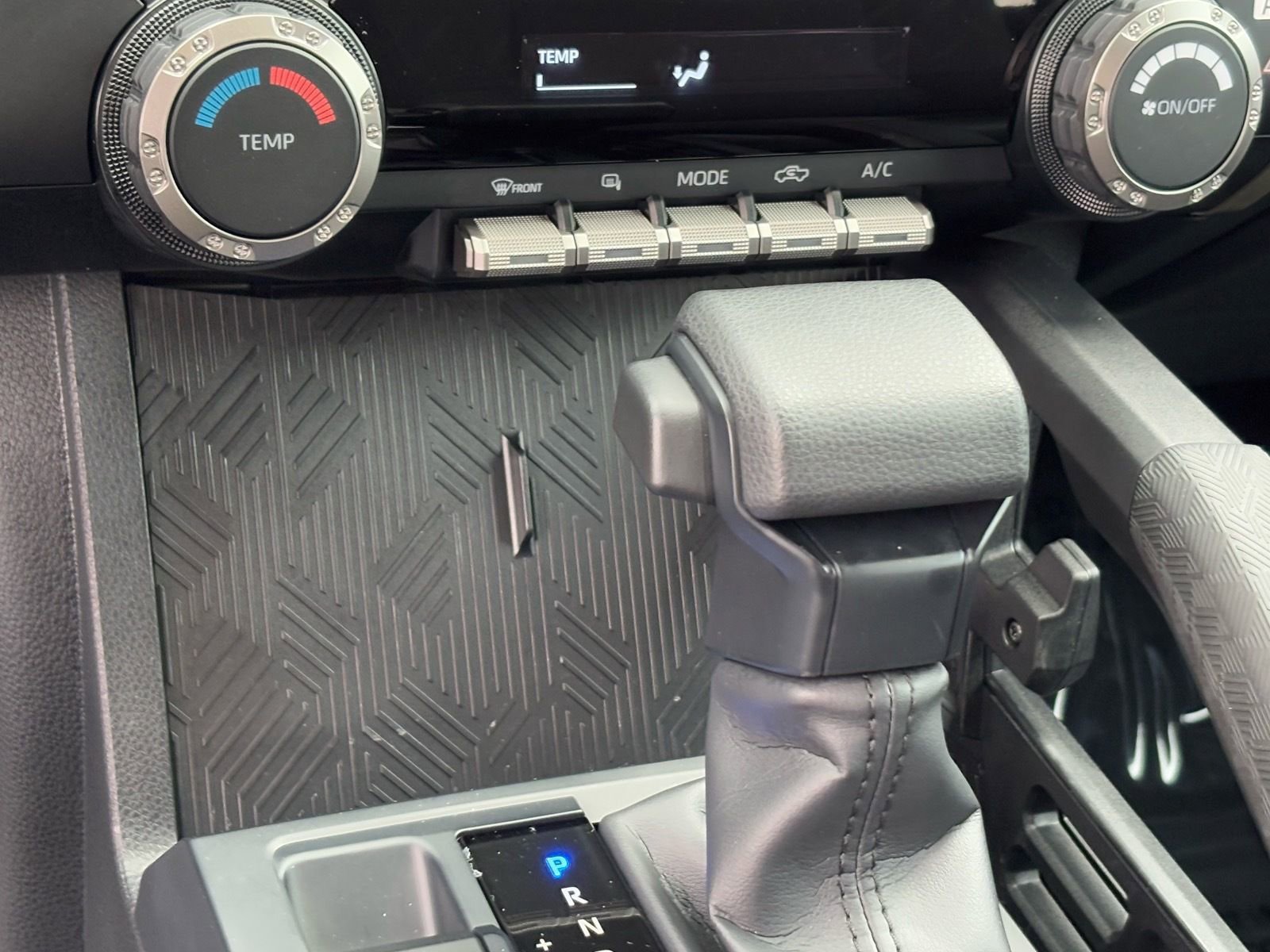 Certified 2025 Toyota Tacoma SR5 image 26