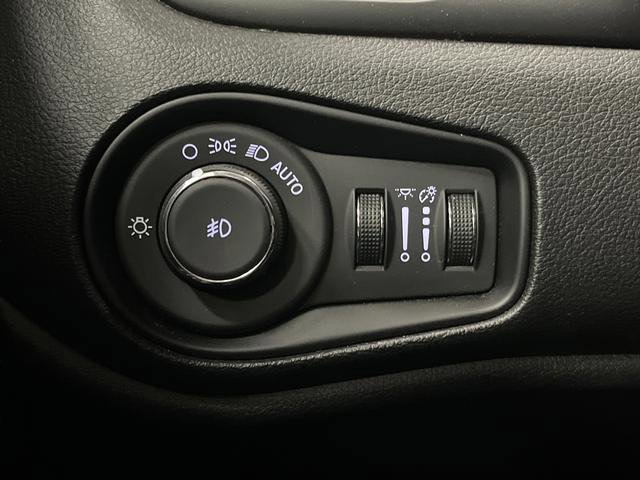 Used 2022 Jeep Renegade Latitude image 22