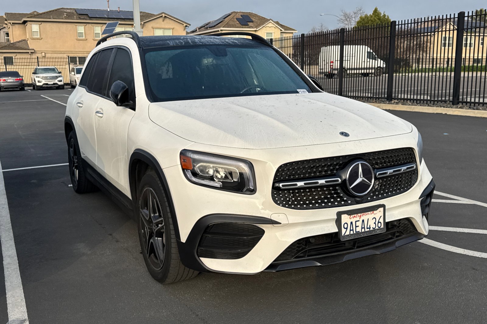 Used 2022 Mercedes-Benz GLB 250 4MATIC image 2