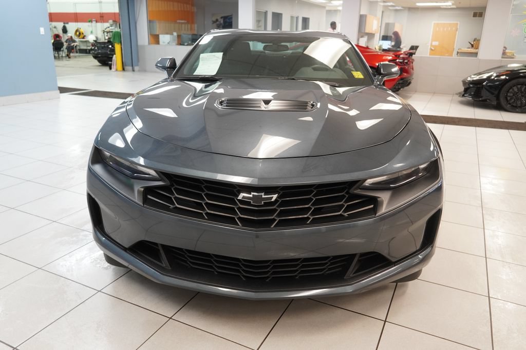 Used 2023 Chevrolet Camaro LT w/ Technology Package RWD image 14