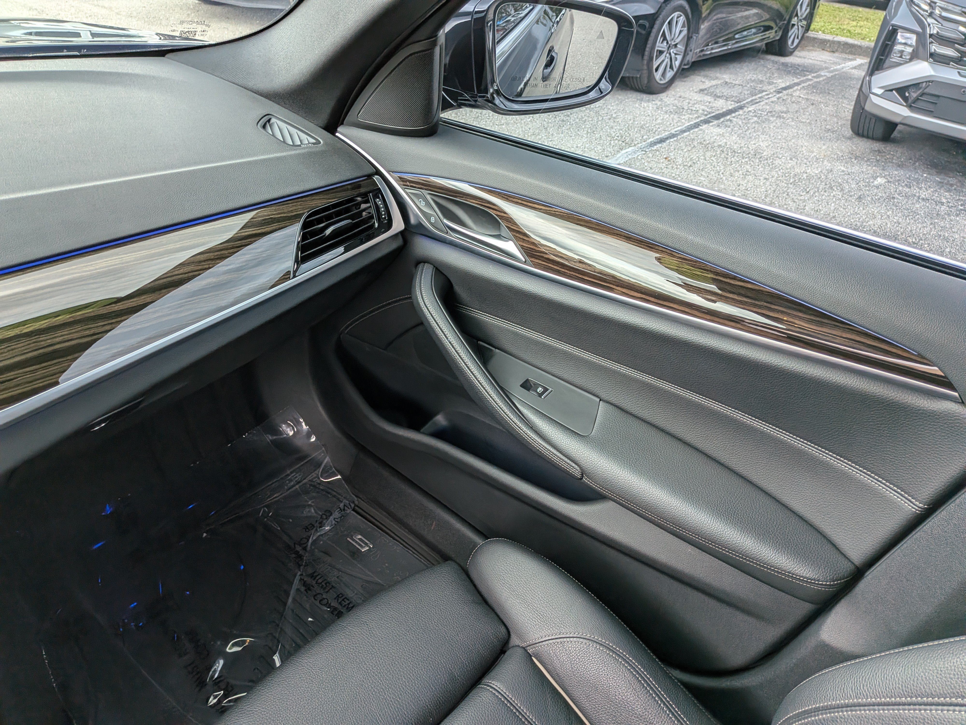 Used 2020 BMW 530i w/ Convenience Package RWD image 17